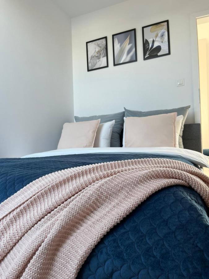 Apartamenty Bulwar Staromiejski Vratislav Exteriér fotografie